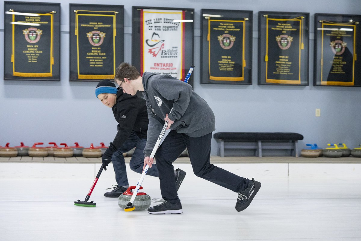 FLOTUS46Archive's tweet photo. Mental health is health — and I am so glad my friend Mrs. Grégoire Trudeau is encouraging young Canadians to take care of their mental health and well-being, on and off the ice. https://t.co/SsR6sadlEW
