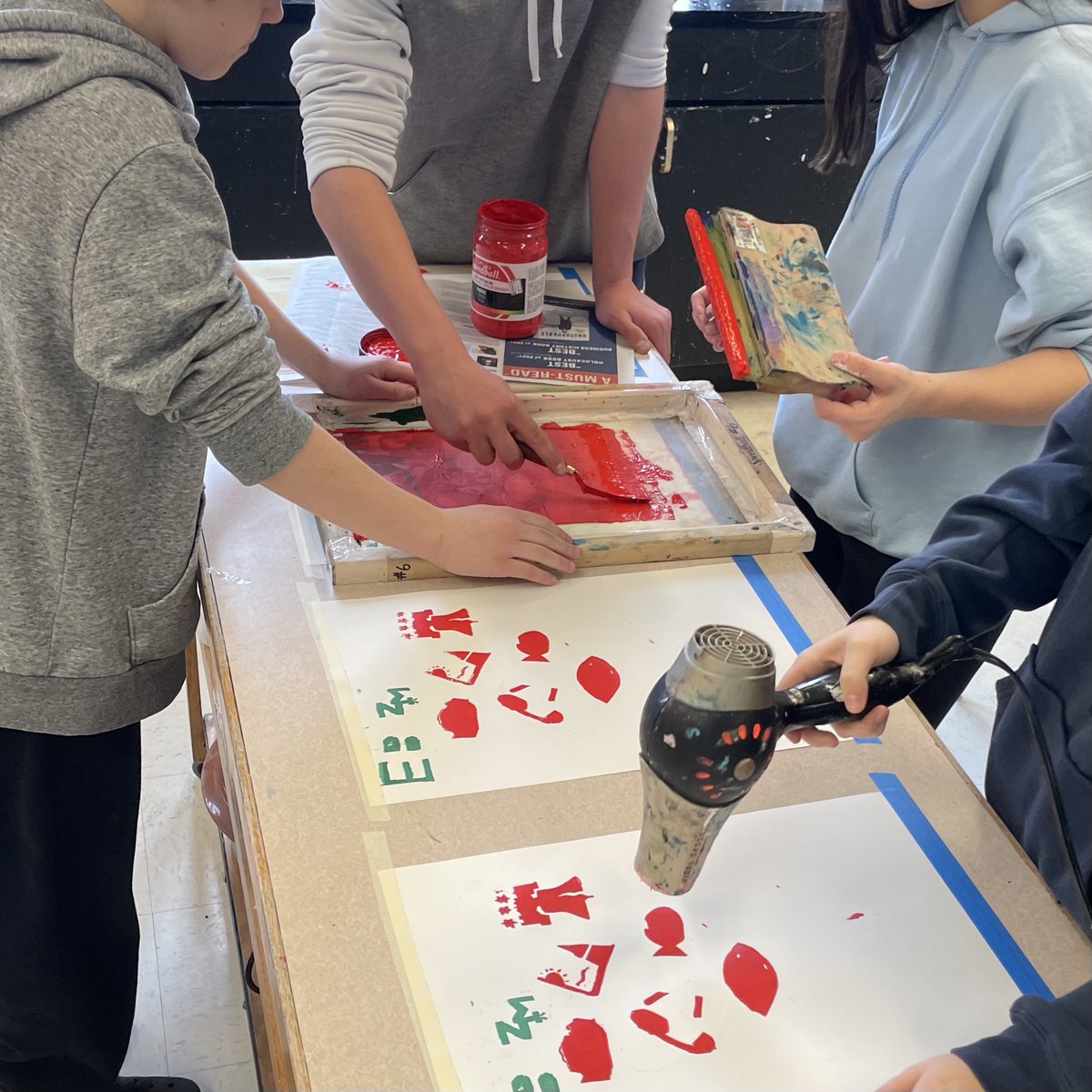 Learning how screen printing quickly creates multiple editions of an artwork.  Students individually design a symbol to represent themselves and collaboratively create a classroom print to remember each other.

A tactile exercise in teamwork!

#D90Learns #D90Art