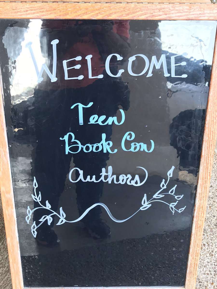 c1scholl's tweet image. Can’t wait for #TeenBookCon2023 tomorrow at Davis HS in Aldine. @BlueWillowBooks thanks for connecting students with authors! @Alief_Libraries