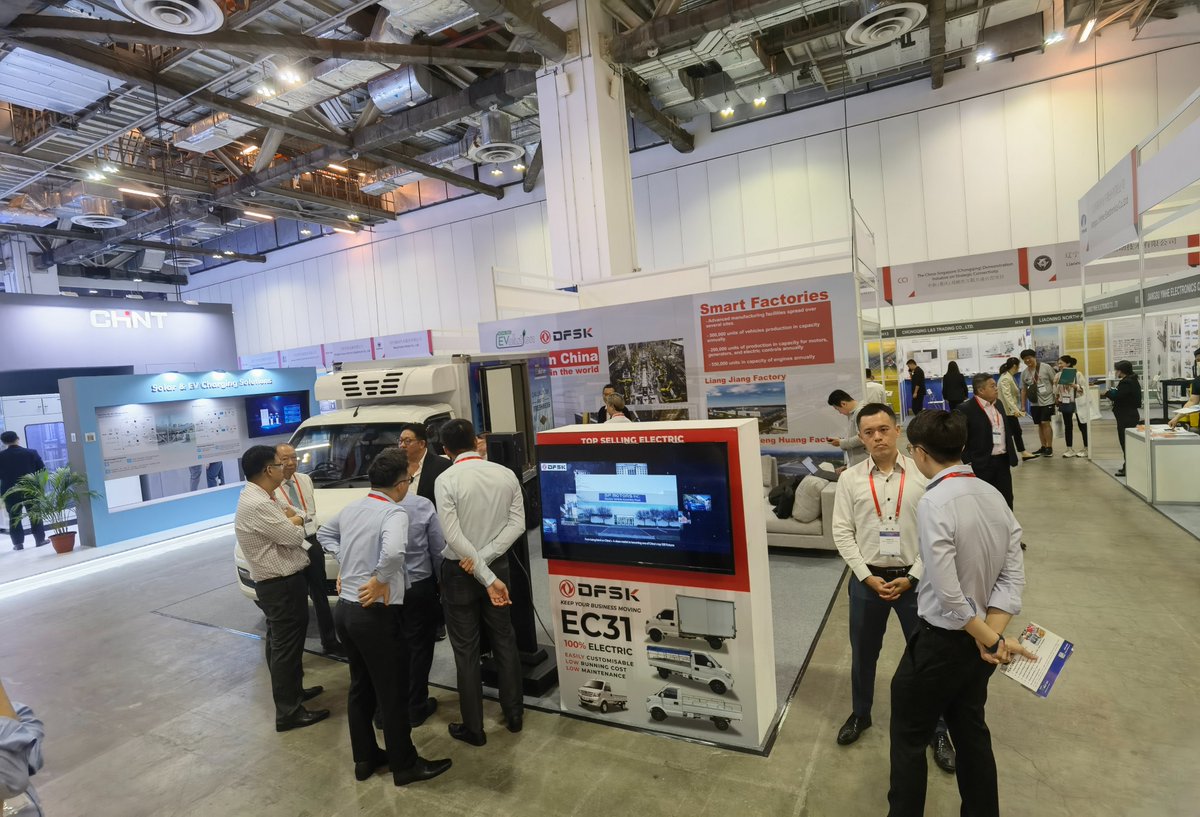 SokonGroup's tweet photo. On March 22, local time, DFSK Brought Its New Energy Commercial Vehicle EC31 to The Singapore Electromechanical Exhibition. https://t.co/OKshPDRoeY