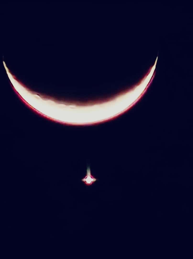 RunWithMJ_'s tweet photo. 24march2023 Sam 6:25 Chand or tare eak saath https://t.co/WROVuK26Rz