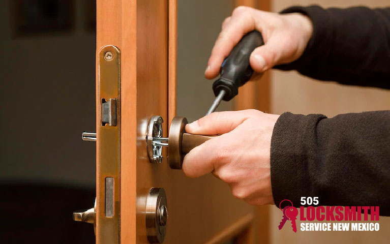 Locksmith505's tweet image. 505 Locksmith provides high-quality lock installation services in Albuquerque, New Mexico! Call us today for a quote! 505locksmithservice.com/locksmith-albu… (505) 337-4710
.
.
#LocksmithAlbuquerque #LocalLocksmith #LocksmithNearMe #LosRanchosdeAlbuquerqueLocksmith #LockInstalltion