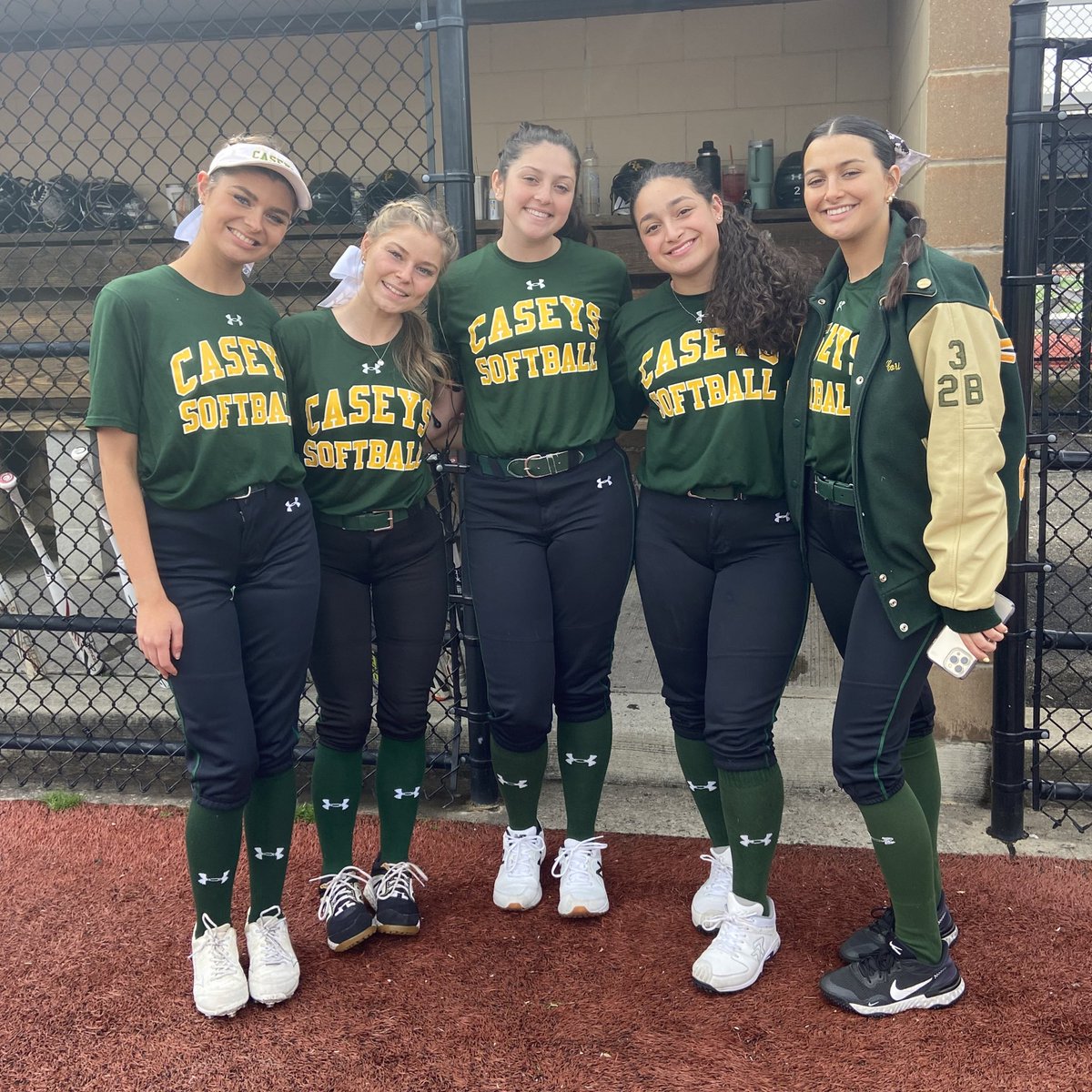 LAST FIRST SCRIMMAGE FOR THE FAB 5!!! ☘️💫💛🥎