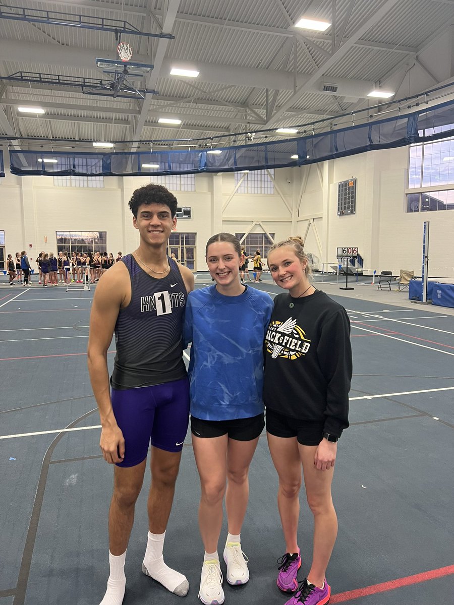 FASST High Jumpers sweep the Tri-Rivers Conference Indoor meet this evening! Very proud coach moment for high jump coach @abigail_victoria12🥳 #trackandfield #highjump