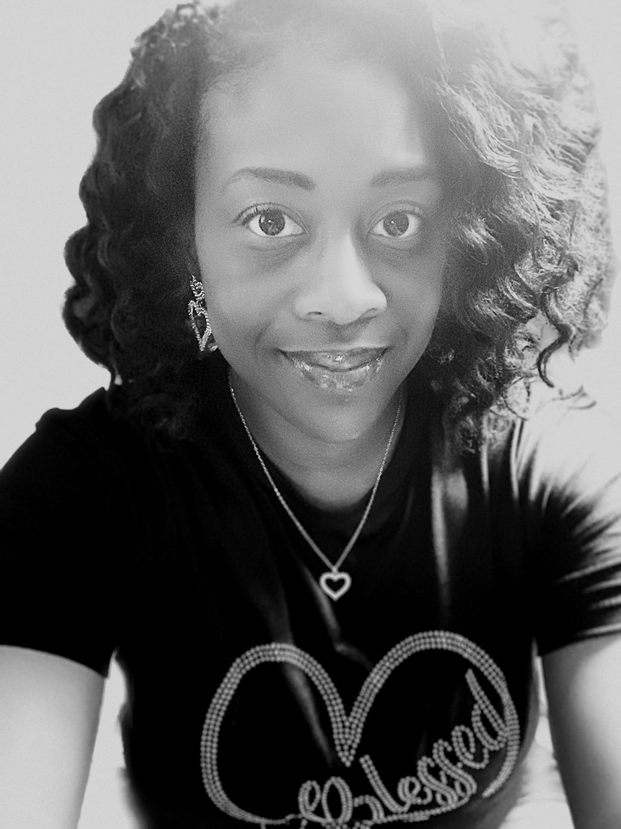 MsDanaKay's tweet photo. It has been a day!!
#sleepfindme https://t.co/9evva1FHir