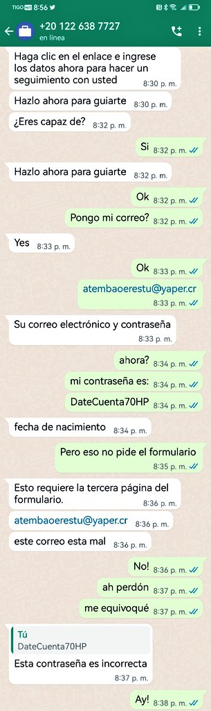 JoseCarlosTecno's tweet photo. Este pobre man tratando de robarme el Facebook y yo tomando ginebrita...Lo tengo hace una hora 'ayudándome' ... Y no que le falta! https://t.co/CVce9DbyX7
