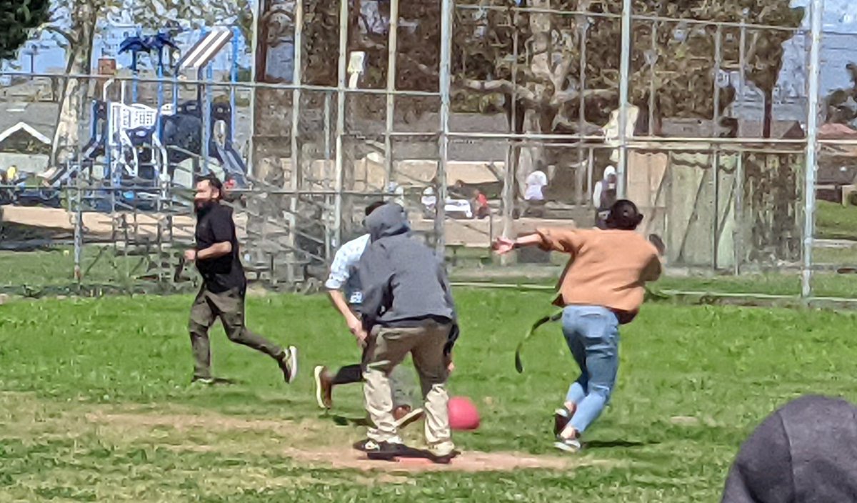 Stacy Hunter tweet media