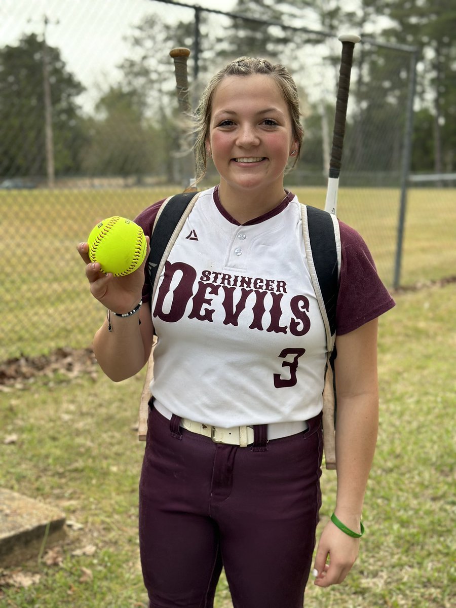 HR #2 was a grand slam 🥎💣#stringerreddevils @MsElite2023