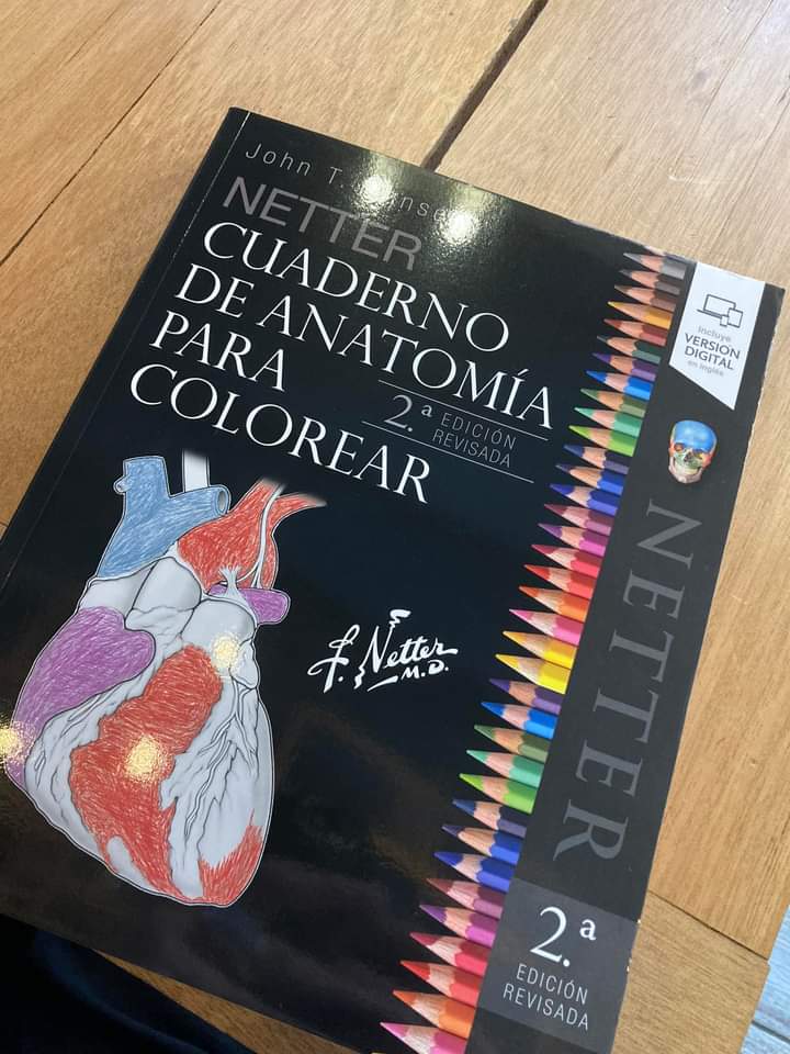 AnatomiaEl7499's tweet photo. Un buen libro para aprender anatomia!!🫀📖 https://t.co/ebvzKjFrWh
