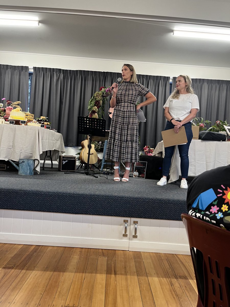 Jones, Julia tweet media