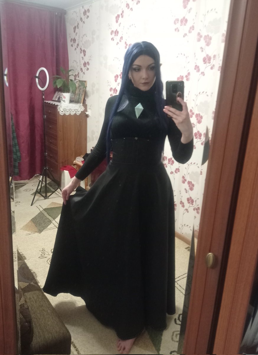 SeltyReaper's tweet photo. Что как? 😃
Решила примерить Лилит 💜
#TheOwlHouse #lilith #lilithclawthorne #cosplay #inprogres https://t.co/2wVCeFeZwf