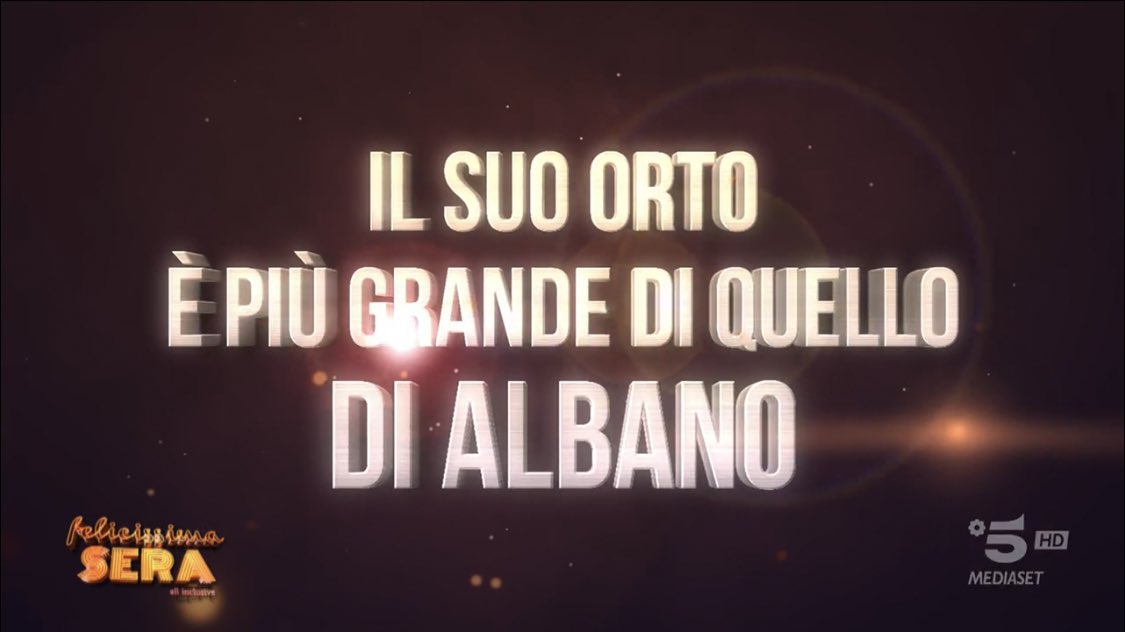 annacecidreamer's tweet photo. La clip con le frasi più uniche che rare 😂😂 #FelicissimaSera #pioeamedeo https://t.co/P6fr7asiAr