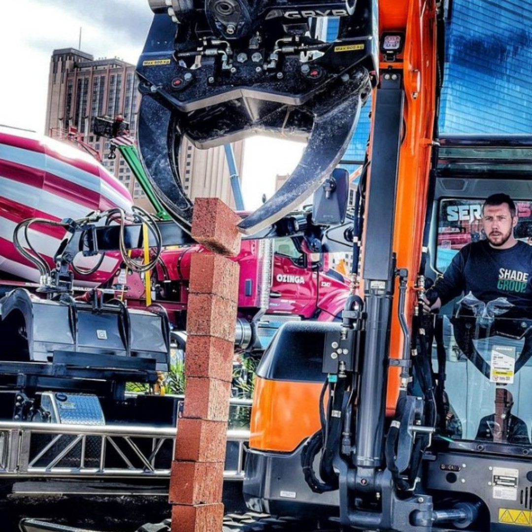 conexpoconagg's tweet image. Just a few of our favorite photos you’ve tagged us in from #CONEXPOCONAGG2023 #CONEXPOCrew

Photos by: demolition_news, tinbintc2, rasmussen_excavation, hnlrolloffservice on Instagram.
