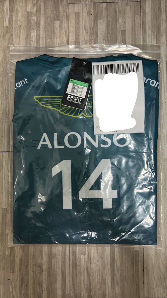 4kJerseys's tweet photo. 🤯Sigue saliendo más merch de Aston Martin, en concreto de Fernando🔥

No te quedes sin la tuya, recuerda que SOLO ESTA SEMANA están a tan solo 25€.

Pregúntanos sin compromiso por MD o por nuestro instagram (link en nuestra bio) https://t.co/2vIgy0LLo2