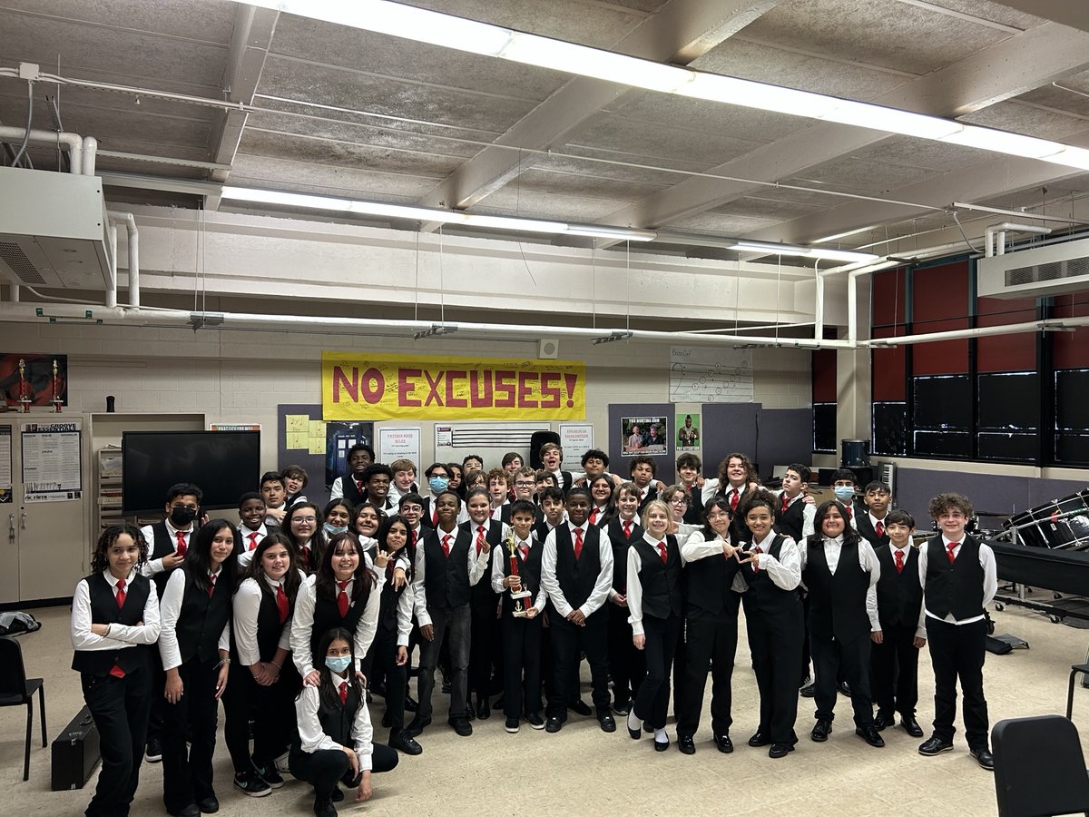 Panther_Proud's tweet photo. Its been an outstanding week for band here at Frank Black. Honors band took--First Division Rating in both Stage Performance and Sight Reading!!!! #NoExcuses #CatsInAction #EveryKidEveryDay @PaulaHisd @CMtzHTX @denisewatts75 @HISDSupe @HoustonISD @HISDMiddleSchls https://t.co/zTEYcICLlM