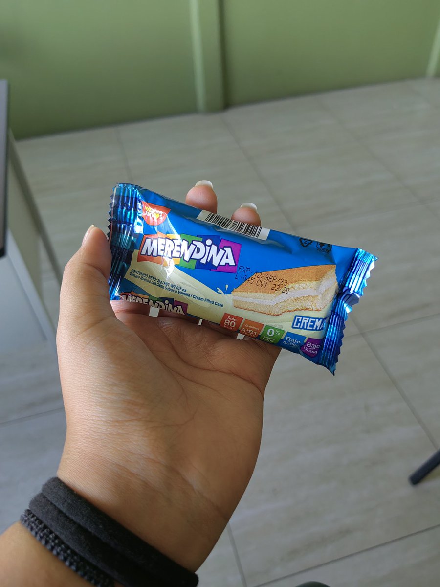 Soy la única que piensa que la Merendina tiene alcohol???