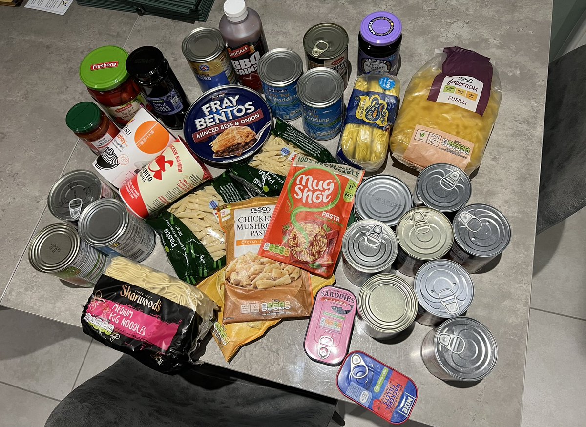 Completed the first part of our ‘fill a foodbank challenge’ badge tonight with each group creating a 3 day parcel for a foodbank client, and at the end we picked all the best items and donated a full shopping trolley to our local foodbank collection point! 👏🏼🛒 <a href="/ggulster/">Girlguiding Ulster</a>