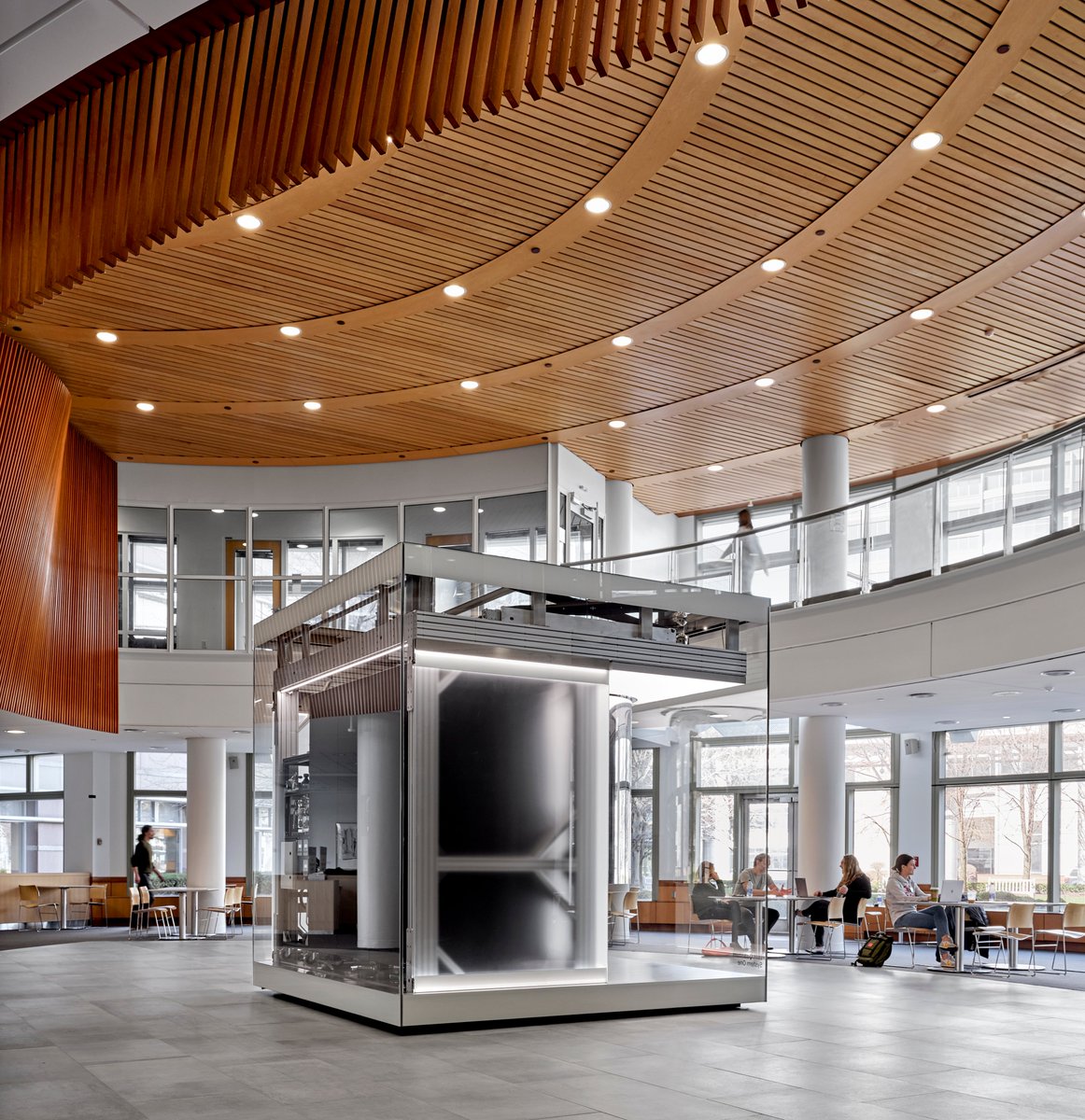 La Cleveland Clinic e #IBM annunciano l'installazione del primo sistema #quantum  dedicato alla ricerca nel settore sanitario, per potenziare il modo in cui ricercatori e medici affrontano malattie come il cancro e l'Alzheimer.
#IBMResearch 
ibm.biz/clevelandclinic