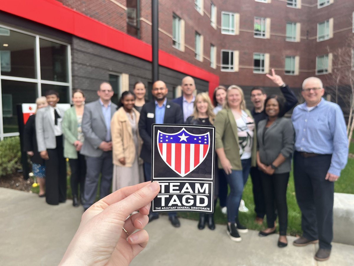 kfreberg's tweet photo. Fun times today w/ a workshop today w/ US Army HRC & @thebirdsnestlou!
#HatchYourPotential https://t.co/XdxCtrHe9B