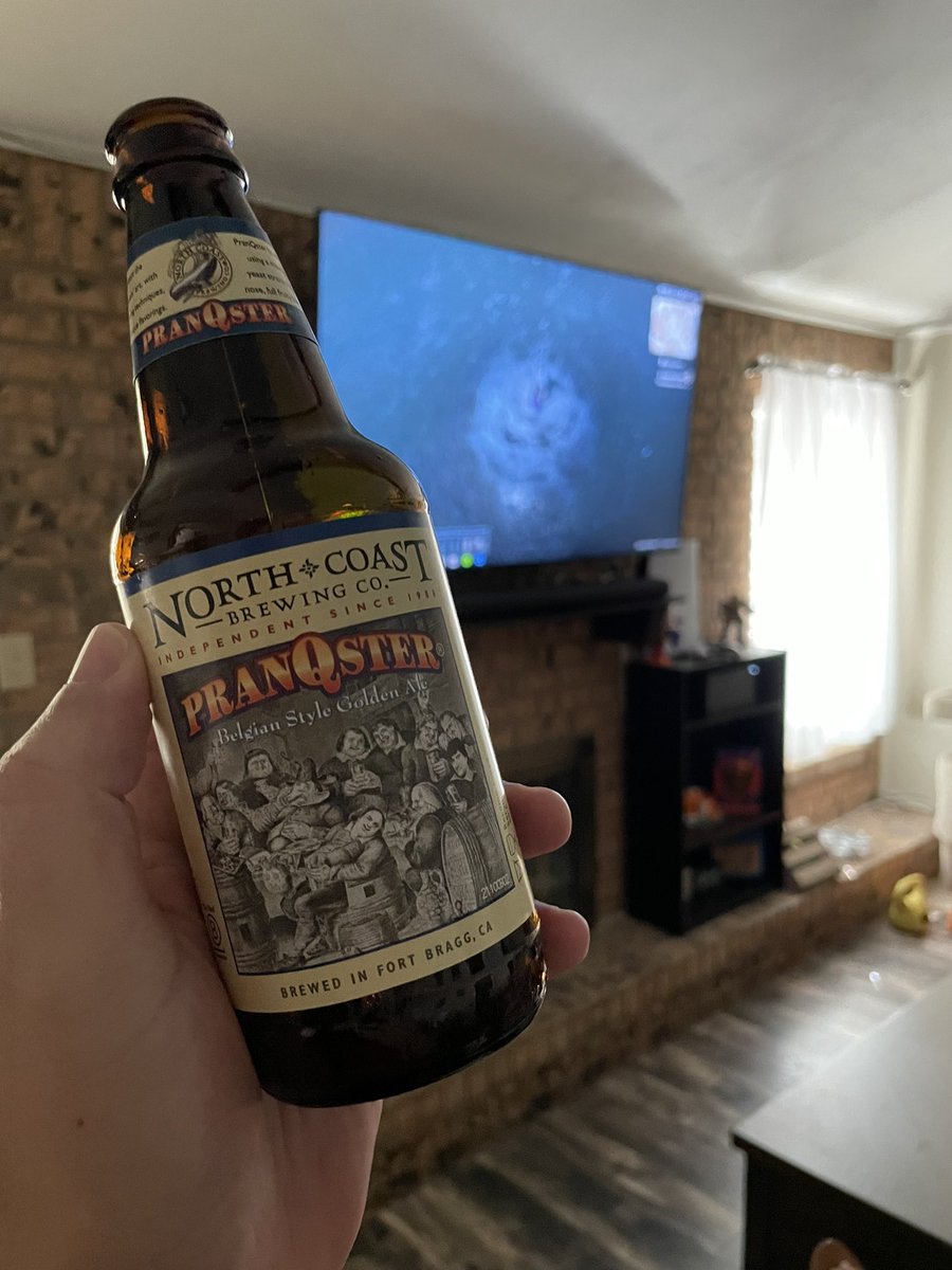 LetsLevelUp's tweet image. Belgian ale and #Diablo4 #Pranqster blonde is tasty.
