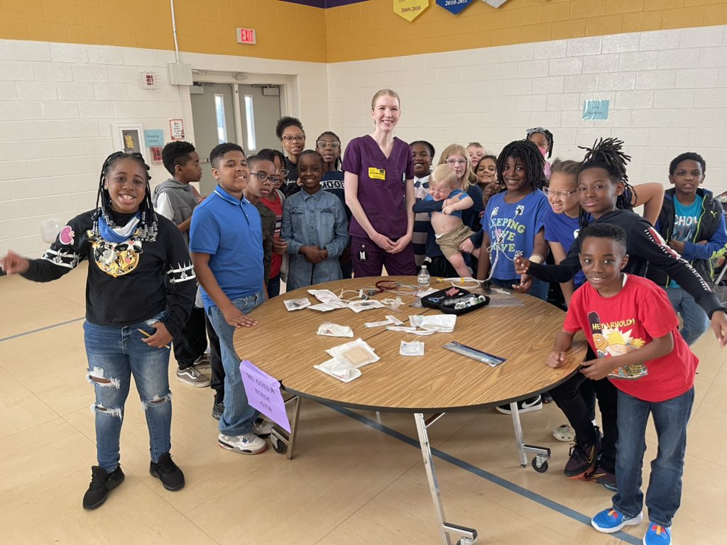 MrsJandherJCrew's tweet photo. RCE Career Day 2023! @RCE_HCS #thrive #WeAreRACERS @DeltaALA @ClaytonCountyPD https://t.co/87tR64abZi