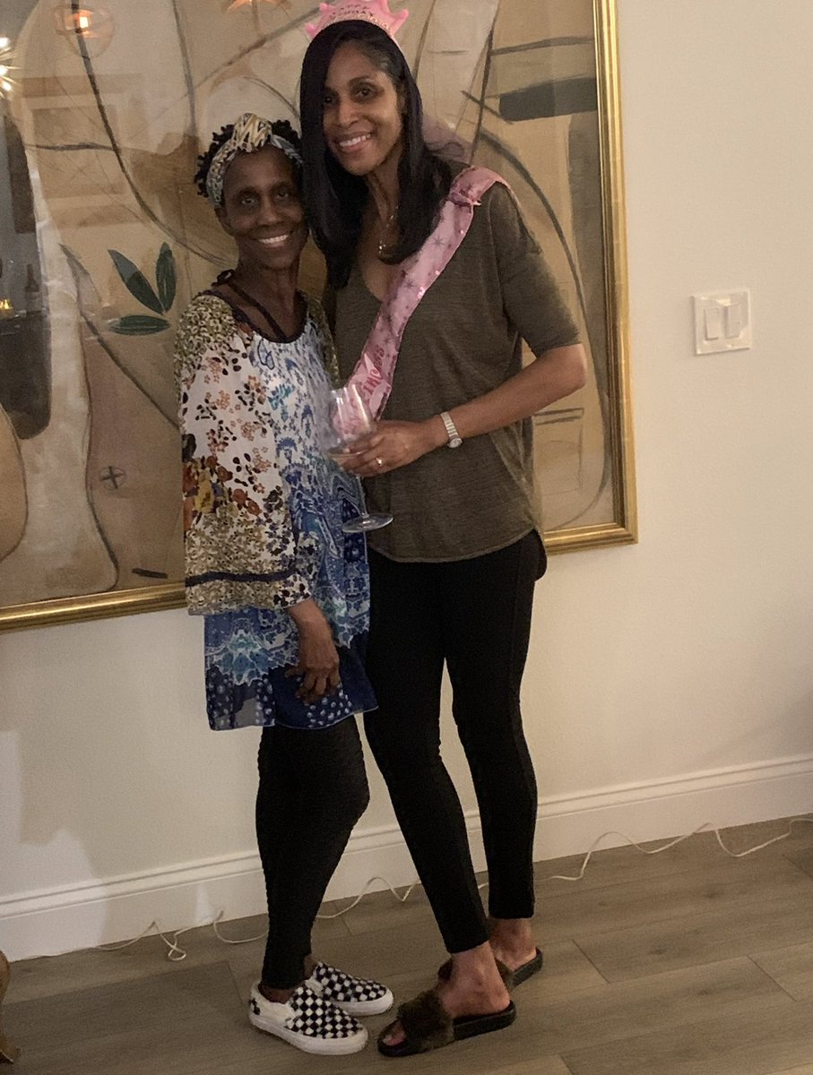 kratgrant's tweet photo. SCREAMING #HappyBirthday 2 My #Mom Parlo! U R The Strongest &amp; Greatest Woman I Know! Everyday I Thank God 4 U! #ILoveYouMoreThanLifeItself #MomsBirthday #MomBirthday #Birthday #BirthdayMom #HappyBirthdayMom #HappyBirthdayMother #HappyBirthdayMommy 
#ILoveMom #ILoveMyMom 
 #ILoveU https://t.co/pptyPaxNNs