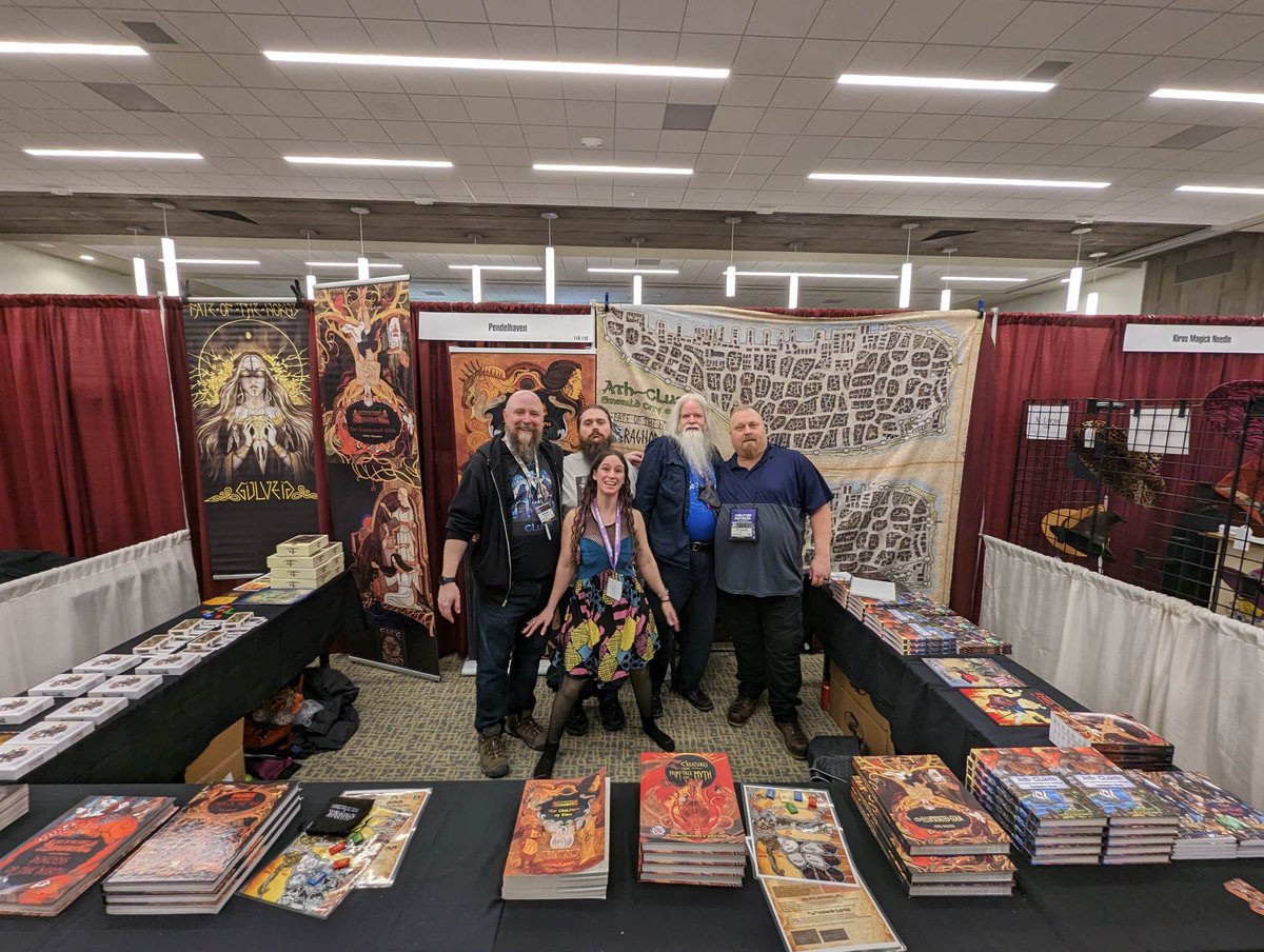 TheEdVerse's tweet photo. After a great panel on worldbuilding we got to spend a little time at the booth doing some signing!
#GaryCon @GaryCon #FateOfTheNorns @Fateofthenornsr #AthCliath https://t.co/vwmDqgtbFl