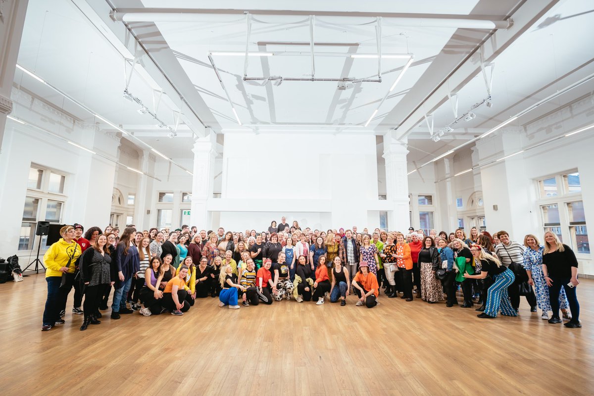 wearesuperchoir's tweet photo. WOW! Today we got to flashmob with @FatboySlim 💛 We’re SO proud of our amazing choirs! A massive thank you to J1 Studios for the choreography, @NathanWyburnArt, and everyone else who helped make this happen.

Very proudly raising money for @cardiffmind 

📸 @owenlmathias https://t.co/2log7WeYnY