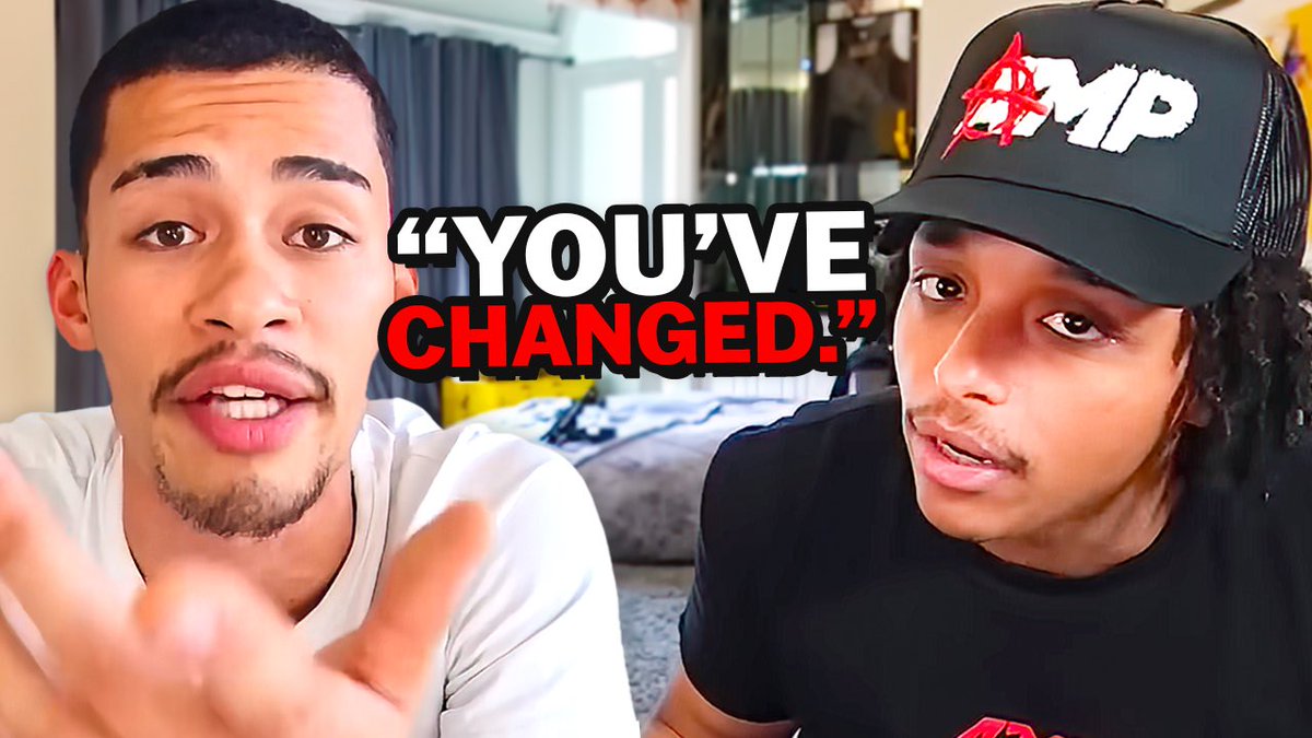 Playback tweet media