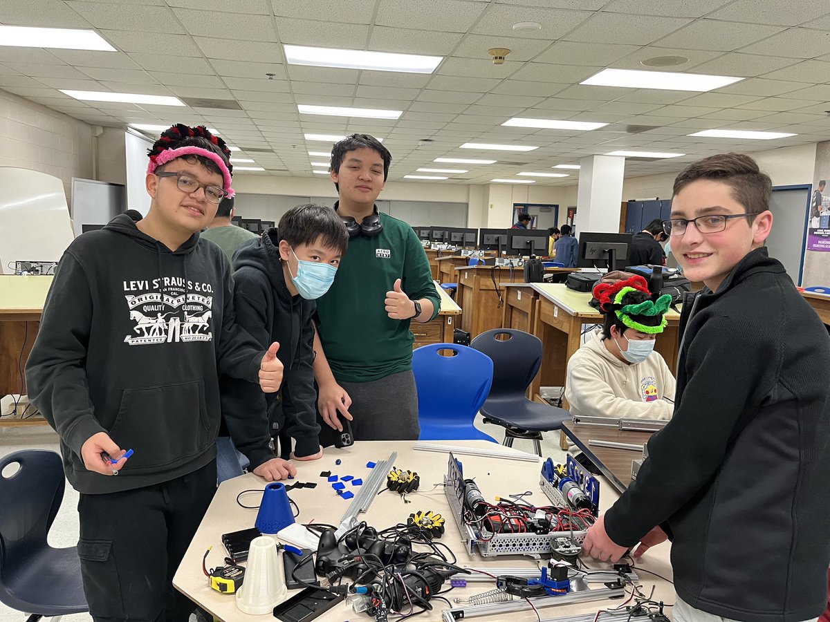 dulles_robotics's tweet image. Here are some pictures from our 2022-23 Power Play FTC season! 🤖
We apologize for the lack of Twitter posts (we’ve been very active on Instagram!) but we promise to start updating on here too! ☺️