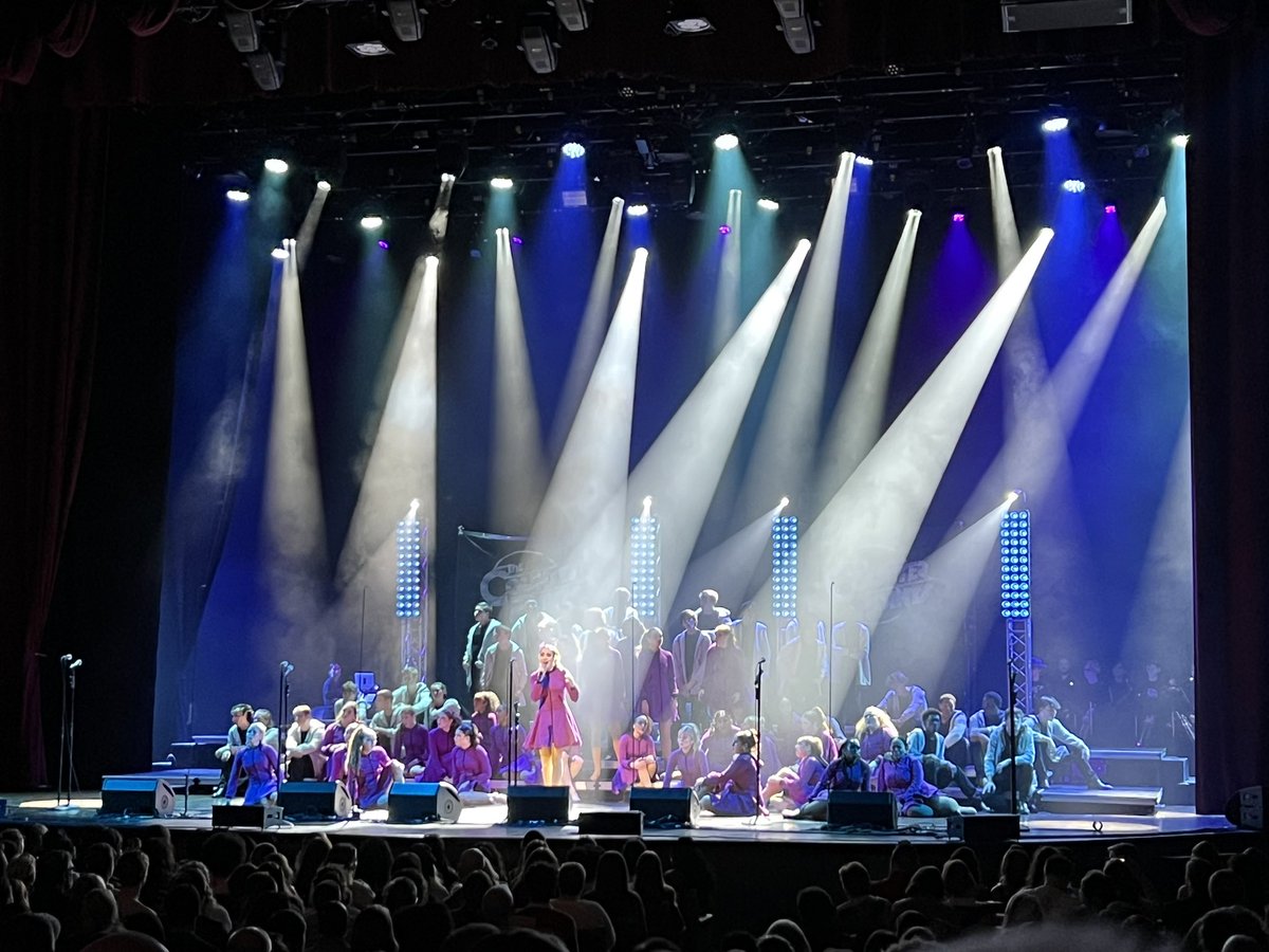 RammelEliza's tweet image. So excited we made the finals tomorrow at ShowChoir Nationals at the Grand  Ole Opry!  Bringing 🔥🔥 in the morning at 9 am!  Back to softball Monday, but this experience has been amazing! ❤️ #CPLetsGo @sb_nchs_In @Indianashockwa2 @goshen_sb @DePauwSoftball @BelmontSoftball