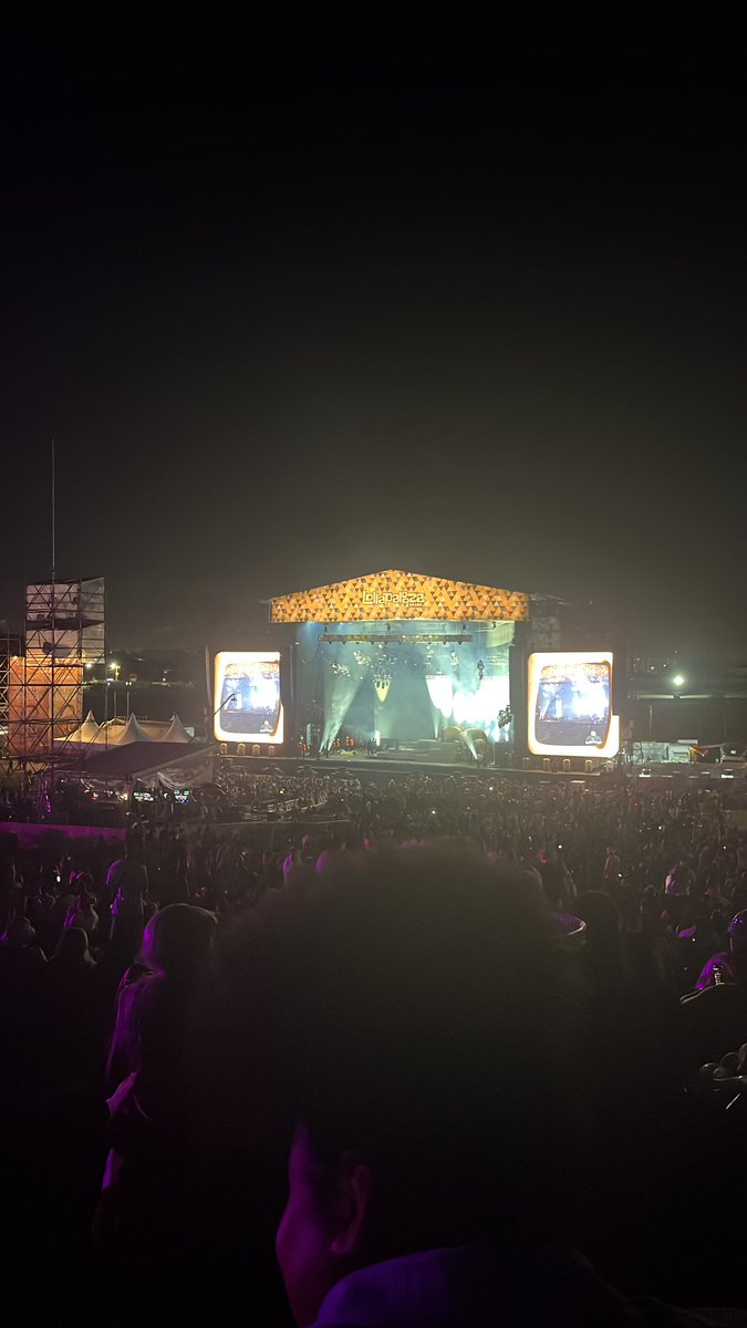 harryzsparkle's tweet photo. @jnflesch Enquanto isso a gente aguarda o show flesch https://t.co/iGazoG0XVx