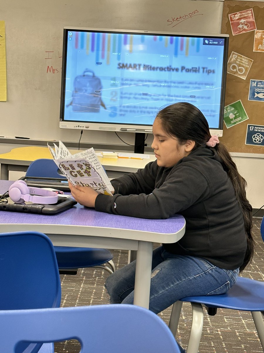 Amy_BakerLMS's tweet photo. A 5th grader @WilkersonElem wrote a book using her research on the impact pollution is having on the planet and how to help. I love how another student couldnโt wait to read it after her presentation. #jcpslibraries #geniushour #kidsmakingadifference #futureauthorillustator https://t.co/UXJOsZjFpt