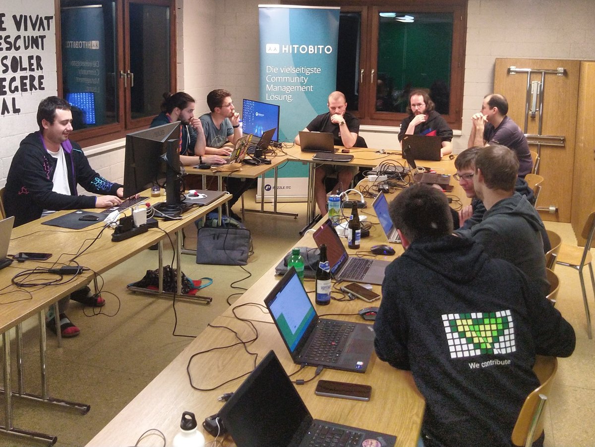 Die #Community trifft sich zum jährlichen #Hackathon und tüftelt gemeinsam an <a href="/TeamHitobito/">Hitobito</a> . Grosser Dank an die @Pfadibewegung für die tolle Organisation der Kost und Logis und <a href="/puzzleitc/">Puzzle ITC</a> für die #swags und Techsupport