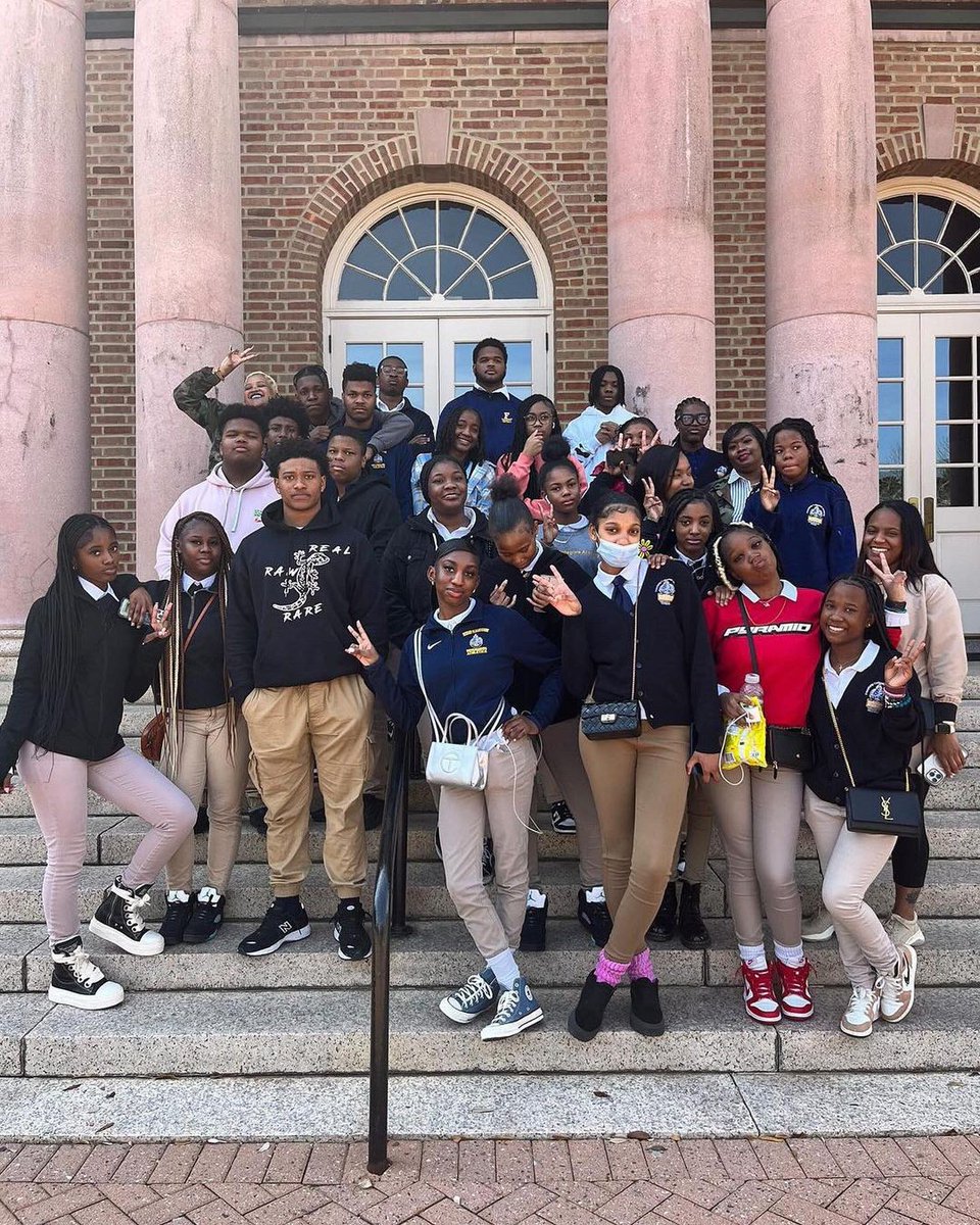 FriendshipPCS's tweet photo. #Repost @fca__knights
Our first college tour of the spring!
Thank you, Hampton University @_hamptonu, for having us!! 🫶 #TheStandard💛📚 #FPCSCollegiate #CollegeTour #dccharterproud #FriendshipProud https://t.co/NEB5PNWNPj