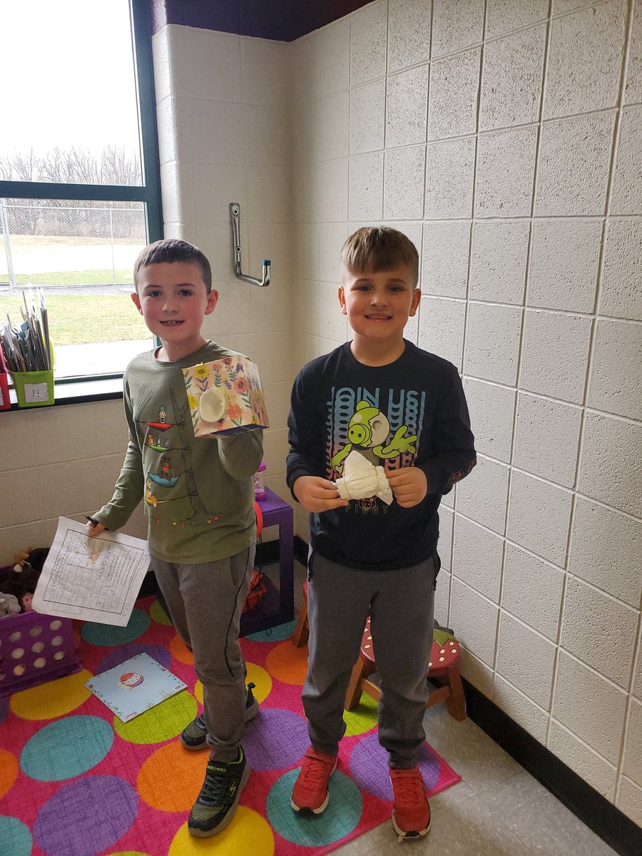 We've been learning about poems, beat, alliteration, and rhyming! We decided to make some instruments and create our own songs! We did an awesome job showing off some creativity 🎵 #OakFlatProud #BSSDProud