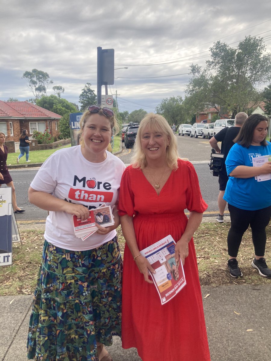 kelmarx83's tweet photo. Hoping this awesome human is next member for East Hills tonight ⁦@TeachersFed⁩ #morethanthanks #nswvotes https://t.co/I5m0JZlQFB