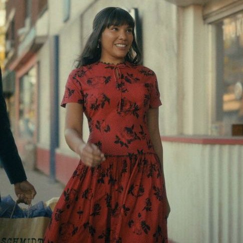MlKROTAEHYUNG's tweet photo. umbrella academy's allison hargreeves, the fashion icon https://t.co/OqD1dGsbr2
