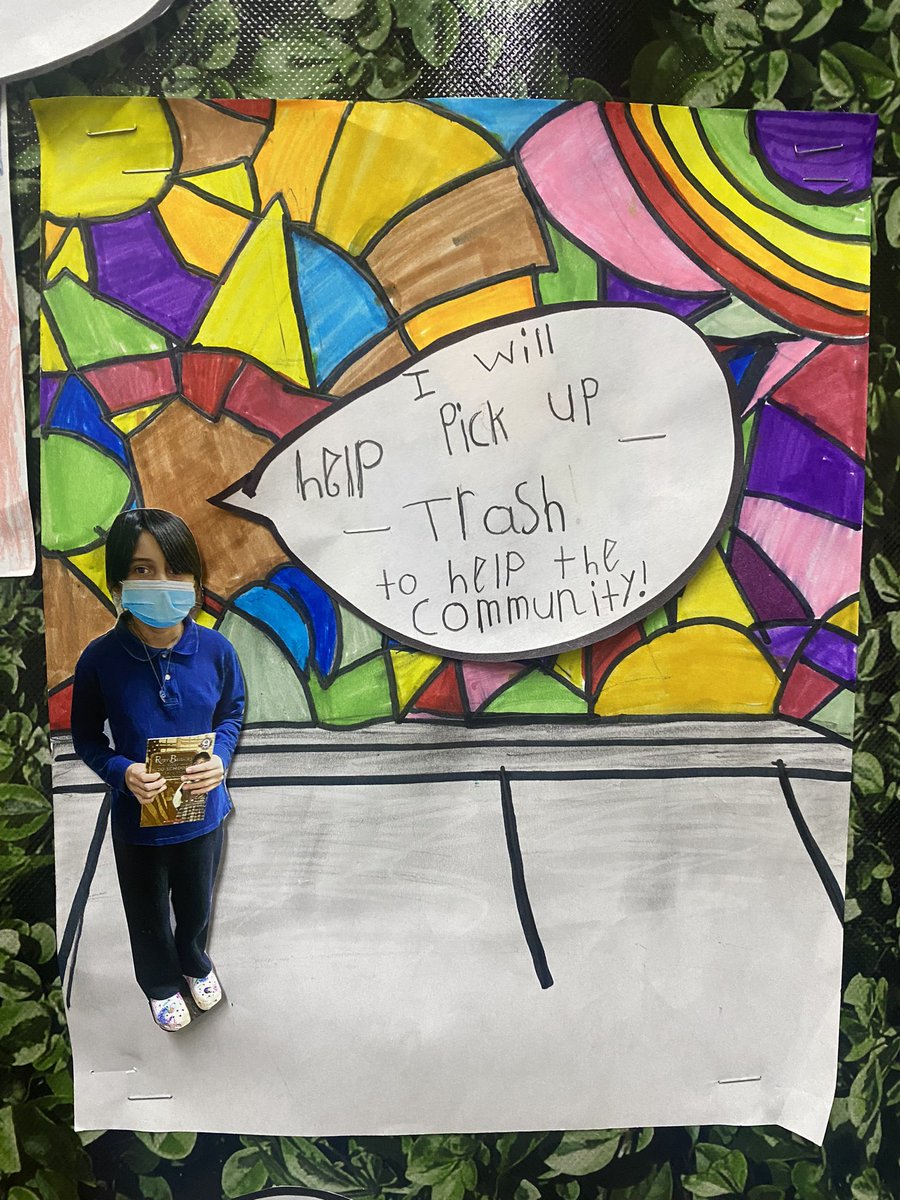 missbecker17's tweet photo. It’s days like today that remind me of why I became a @Detroitk12 teacher. Our Reading Month Door Decorating Contest became so much more and reminded me of how compassionate my @NeinasKnights students are. Such inspiring words from @TheAmandaGorman #changesings #bethechange https://t.co/JHAD2Q2SIt