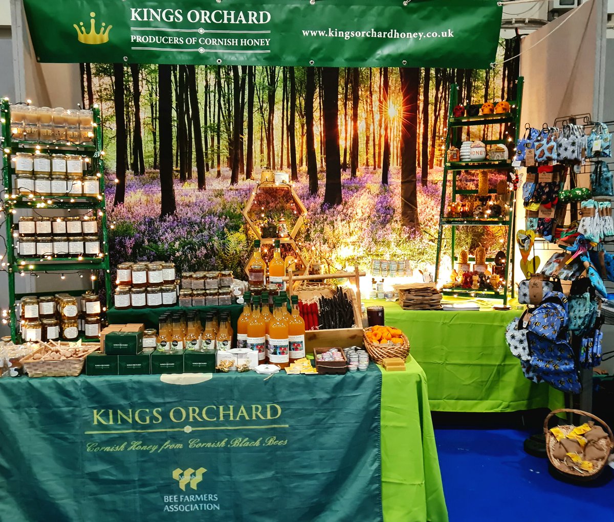 TracyLedger5's tweet photo. Home and garden show this weekend at westpoint https://t.co/YCybNnWLIw