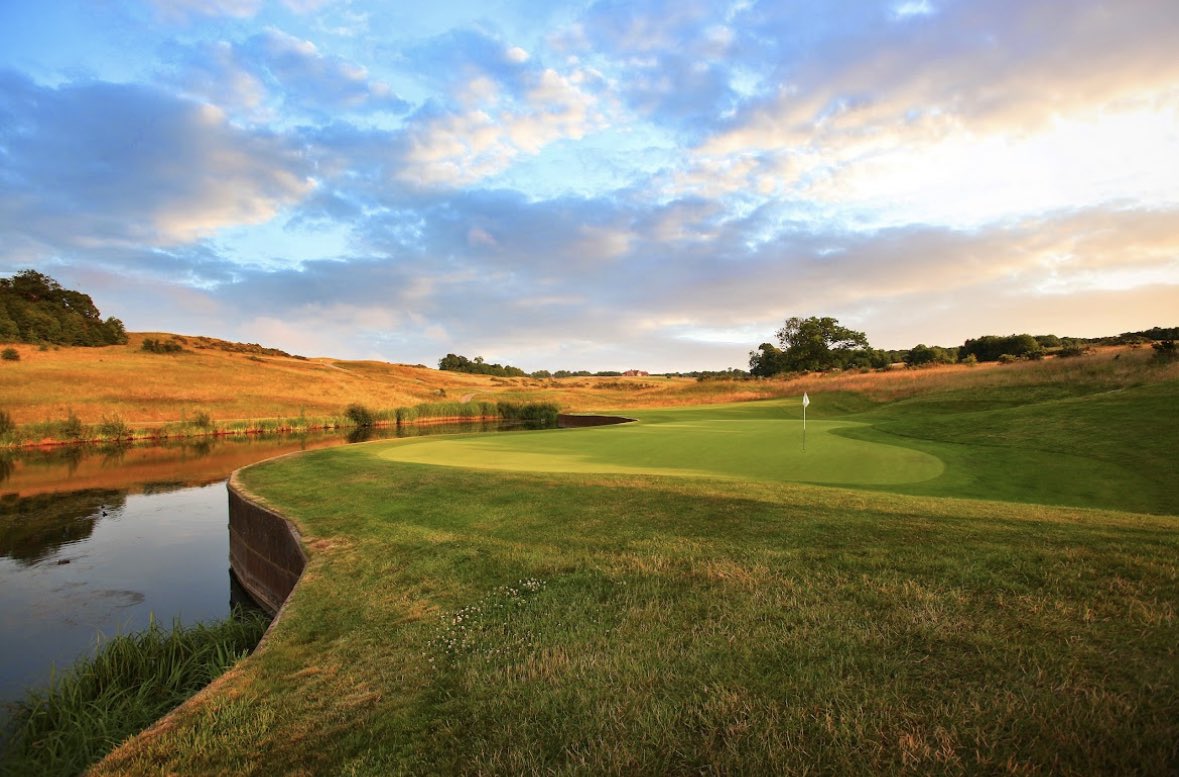 KentWish's tweet photo. @chipsandwedges We still have a Longest Day Challenge available at The London Club. 4 rounds of golf on one of the South Easts best courses. £200 to spend on food / FREE Uk 4ball as a thank you. Raise £300pp to take part. What’s App 07834907700 https://t.co/7F3zsybWYs