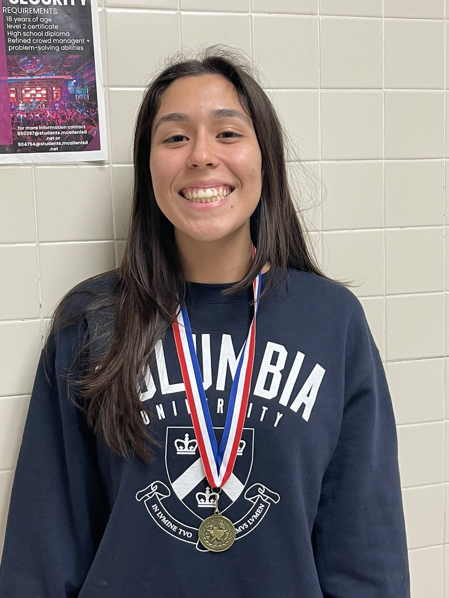 Isabella placed 1st in the 9th grade Division of LD debate at UIL District!
