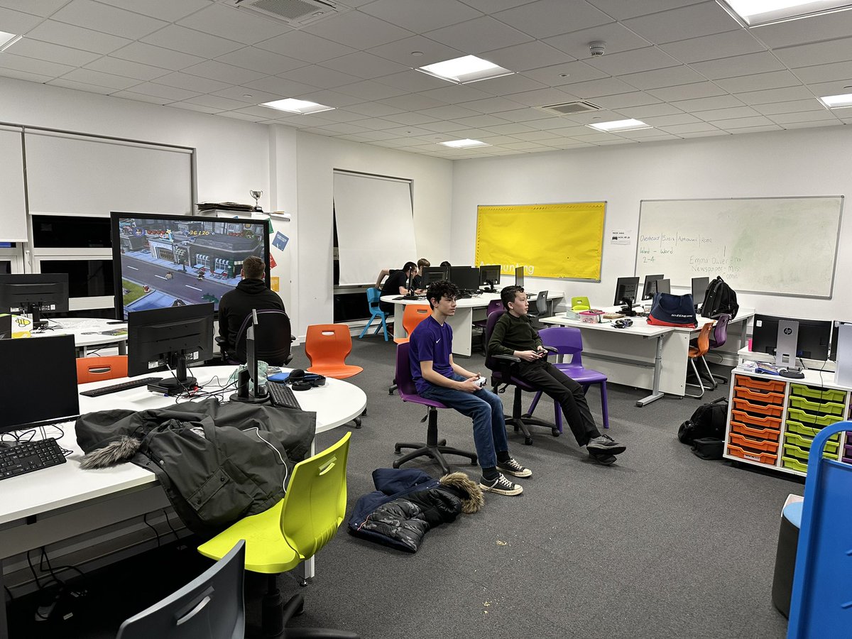 WCHSTechnology's tweet photo. The last students standing as the clock struck 10pm. What an excellent turnout for our first ever #SponsoredGamesNight all organised by our amazing #SCQFGamesDevelopment students. @WestCalderHigh #weAREtechnologies #weAREwchs https://t.co/jsGr9cmtPa