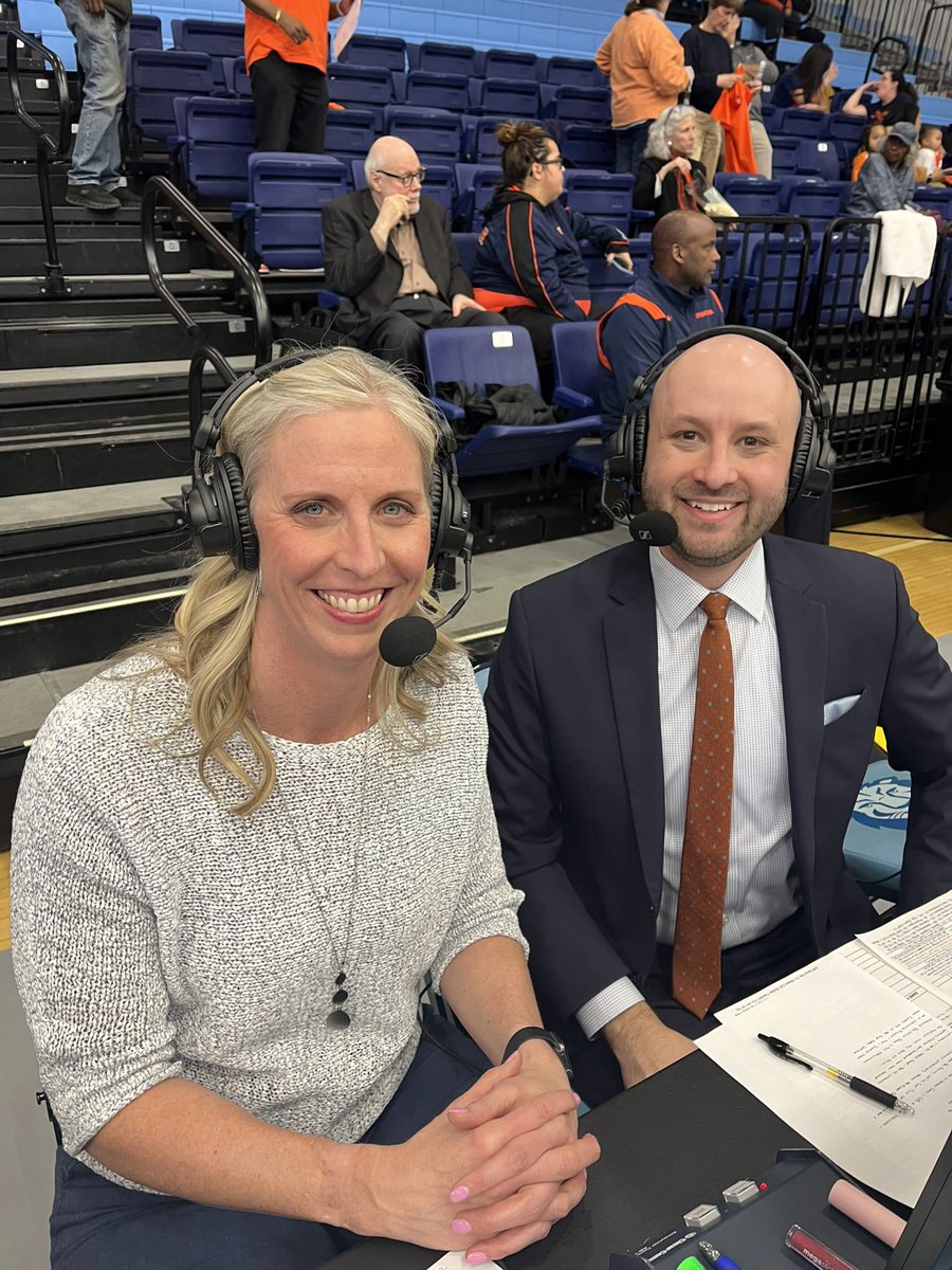 MarenWalseth's tweet photo. Dancing in the Super 16 of the #wnit w/ @geoffbrault  
Come along! 

📺 ESPN3 &amp; @SNYtv 
⏰ 7pm ET
@CuseWBB 🆚 @CULionsWBB 

#season19 #game35 https://t.co/T6CnNDP8Eo