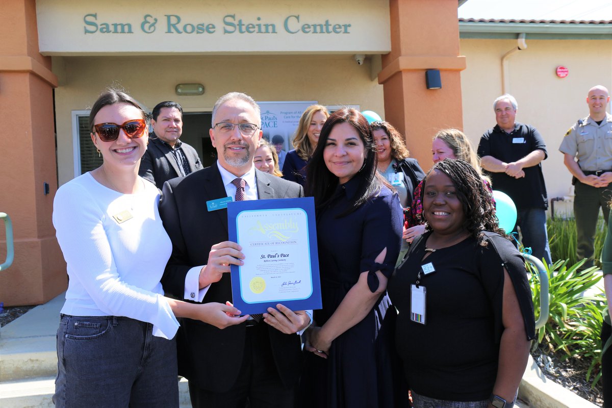 StPaulsPACE's tweet image. We were honored to host a ribbon-cutting ceremony and open house at our St. Paul&apos;s PACE North County location with the Encinitas Chamber of Commerce! 

#medicalprogram #seniors #olderadults #encinitas #community