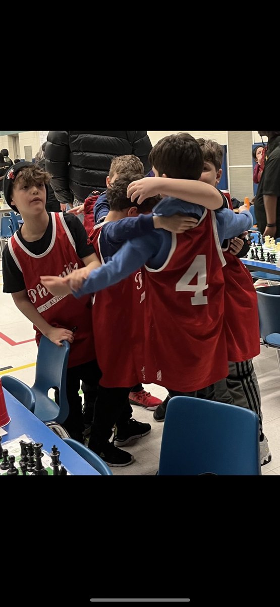 Capturing the moment 📸 @MrSolis172  <a href="/MrMSchlosser/">Mr. Schlosser</a>  <a href="/StAlphonsaDP/">St. Alphonsa Catholic Elementary School</a>  <a href="/chesscom/">Chess.com</a>