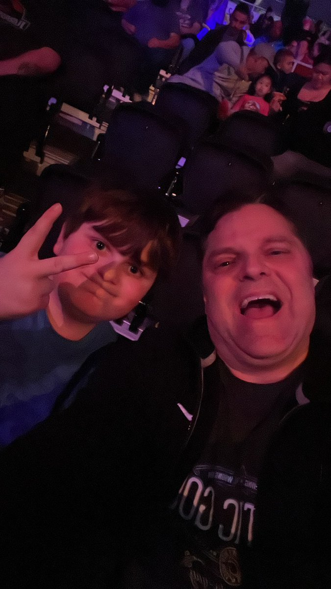 Michael Gianfrancesco Teaches Graphic Novels tweet media