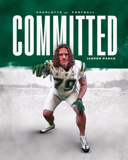 JasperParks54's tweet photo. After an amazing official visit I am honored to say that I am committed to UNC Charlotte!!! I wanna say thank you to everyone that has helped me on my journey. We can’t wait for this next chapter of our lives!!
@KyleDeVan68 @CoachMorookian @BiffPoggi @CharlotteFTBL https://t.co/I2TRWrJJ0q