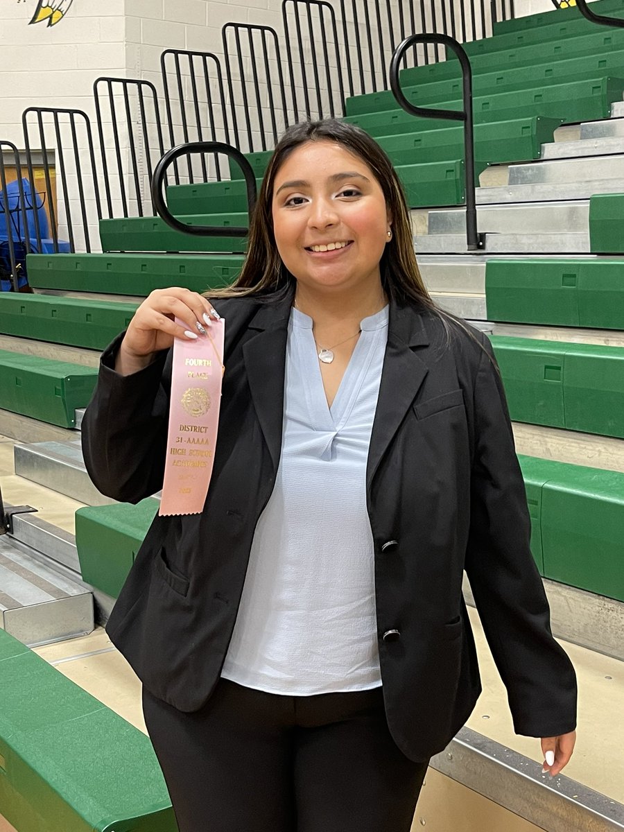 Sofia placed 4th in LD Debate and is our Alternate to UIL Region!