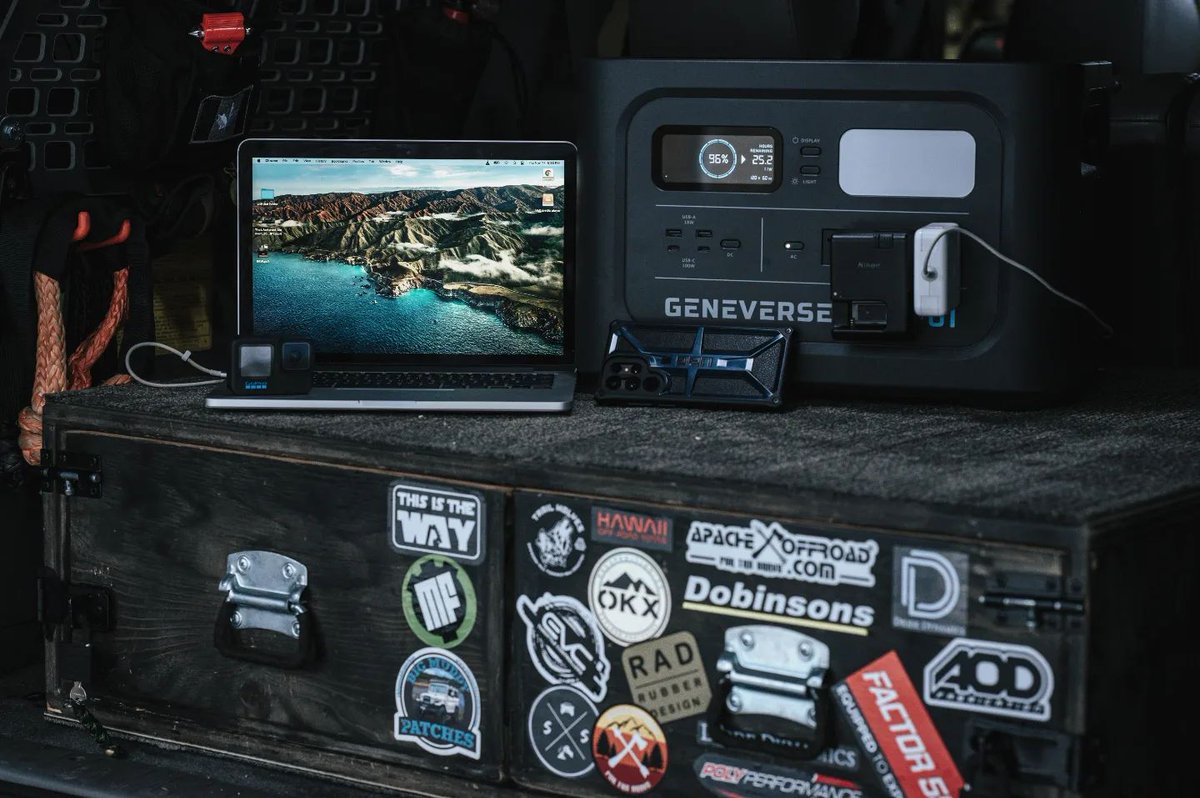 geneversepower's tweet photo. No matter where you are🏔️, #Geneverse is there to power⚡️ you. 

Thanks for the awesome shot @BrandonKusick!

#Solar #Energy #PortableEnergy #SolarEnergy  #PortableGenerator #PortablePowerStation #SolarGenerator #PowerStation https://t.co/Pgl40cYCdM